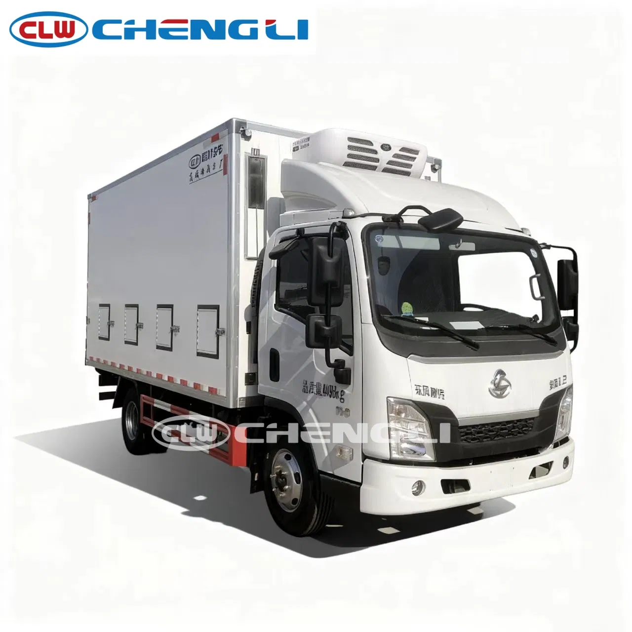 Camión compacto para transporte avícola: imagen de referencia 3 del vehículo y su equipo