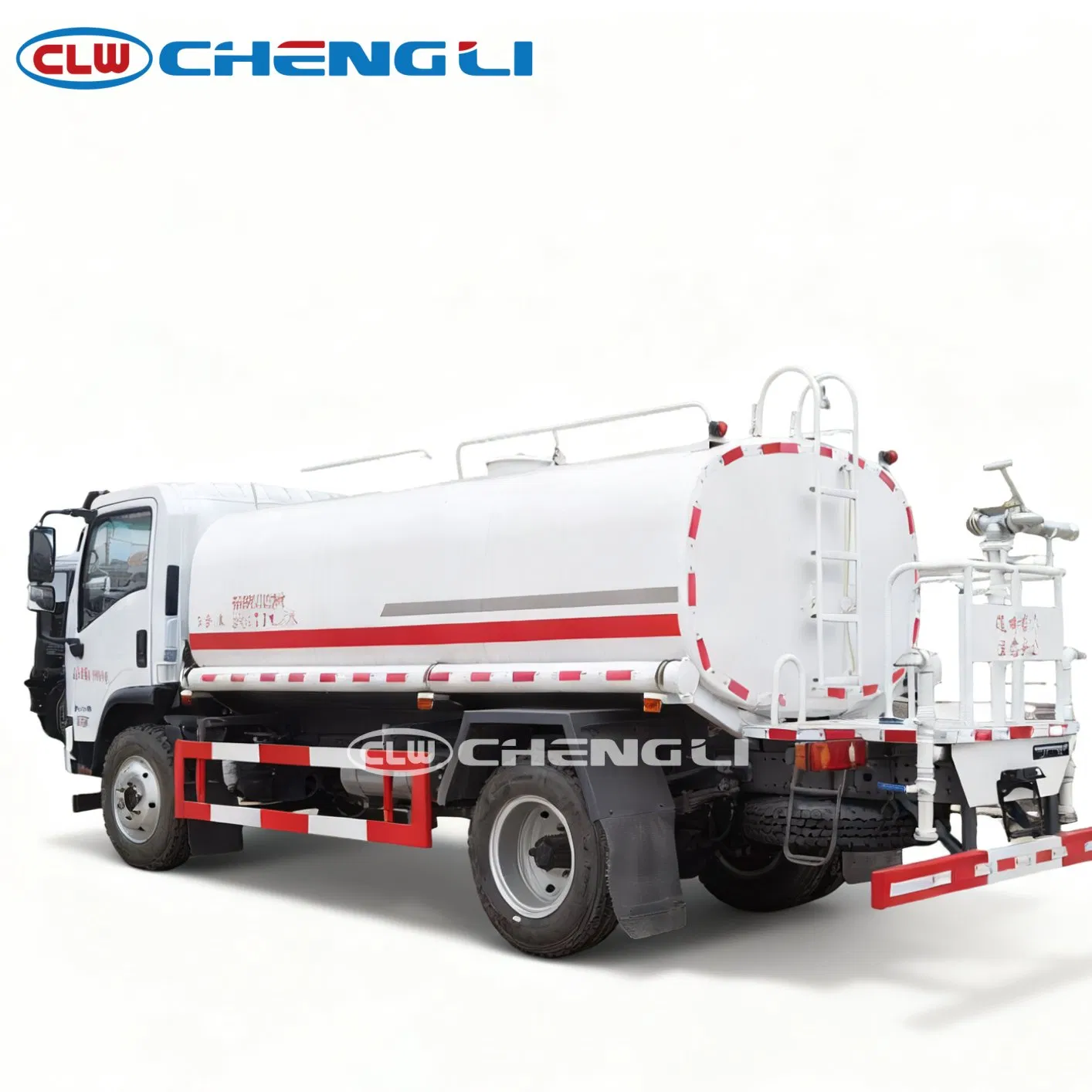 Camión cisterna de riego Dongfeng 4×2 de 9.000 galones: imagen de referencia 5 del vehículo y su equipo