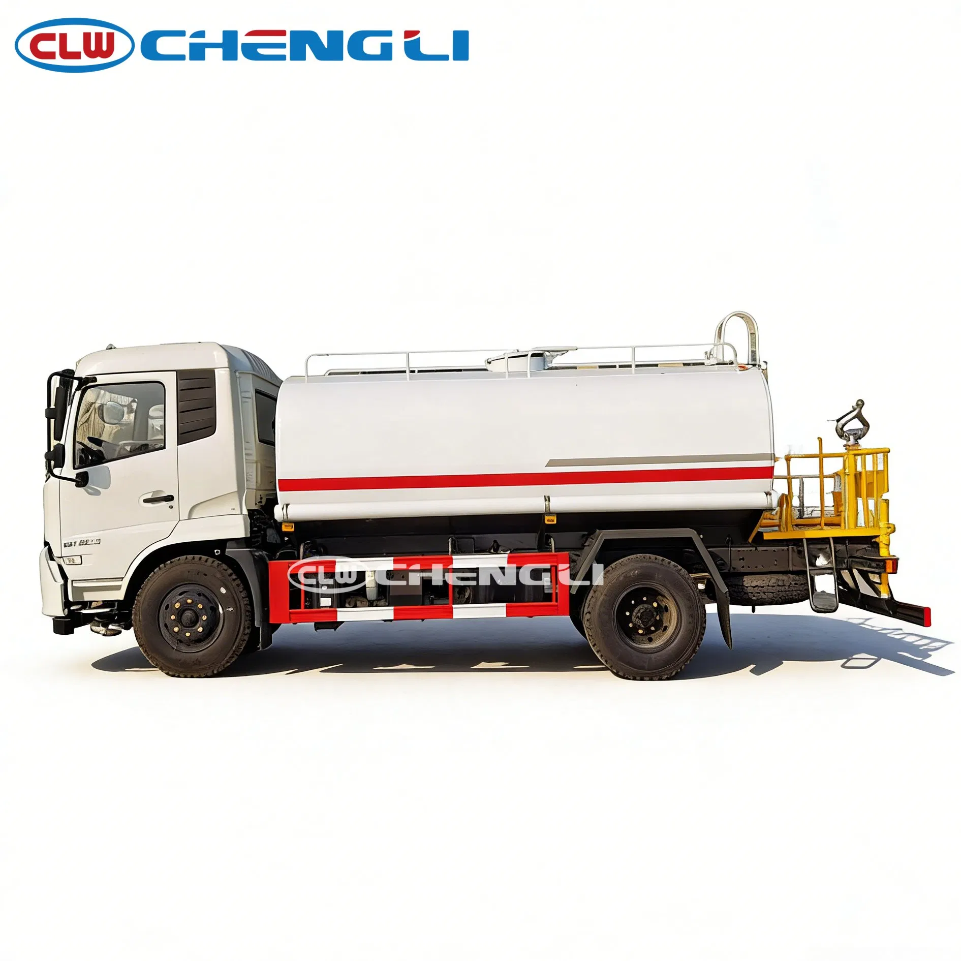Camión cisterna de riego Dongfeng Tianjin de 12,5 m³: imagen de referencia 6 del vehículo y su equipo